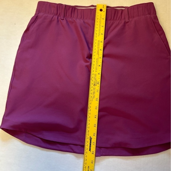Under Arnour women’s Links woven golf performance skort in purple Sz-8. L19 - Picture 7 of 9
